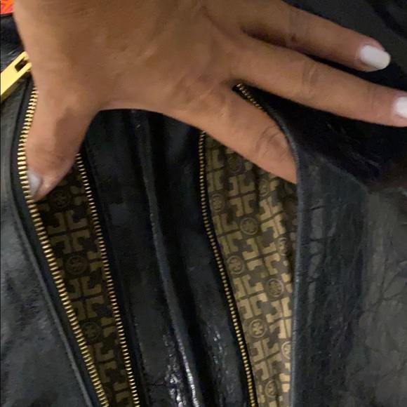 Tory Burch leather clutch - Picture 8 of 10